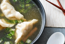 Chinese-–-Soup-Dumplings