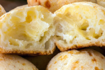 Brazilian-–-Pao-de-Queijo